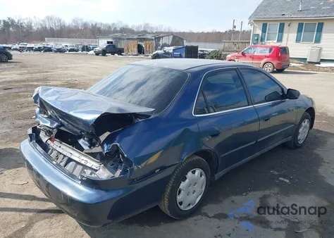 2000 Honda Accord 2.3 Lx z USA, uszkodzony, nr VIN 1HGCG5642YA013405